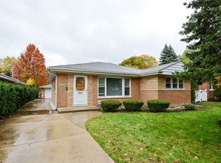 3918 Church St, Evanston, IL 60203