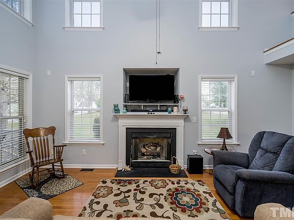 5th image of 154 Leach Dr