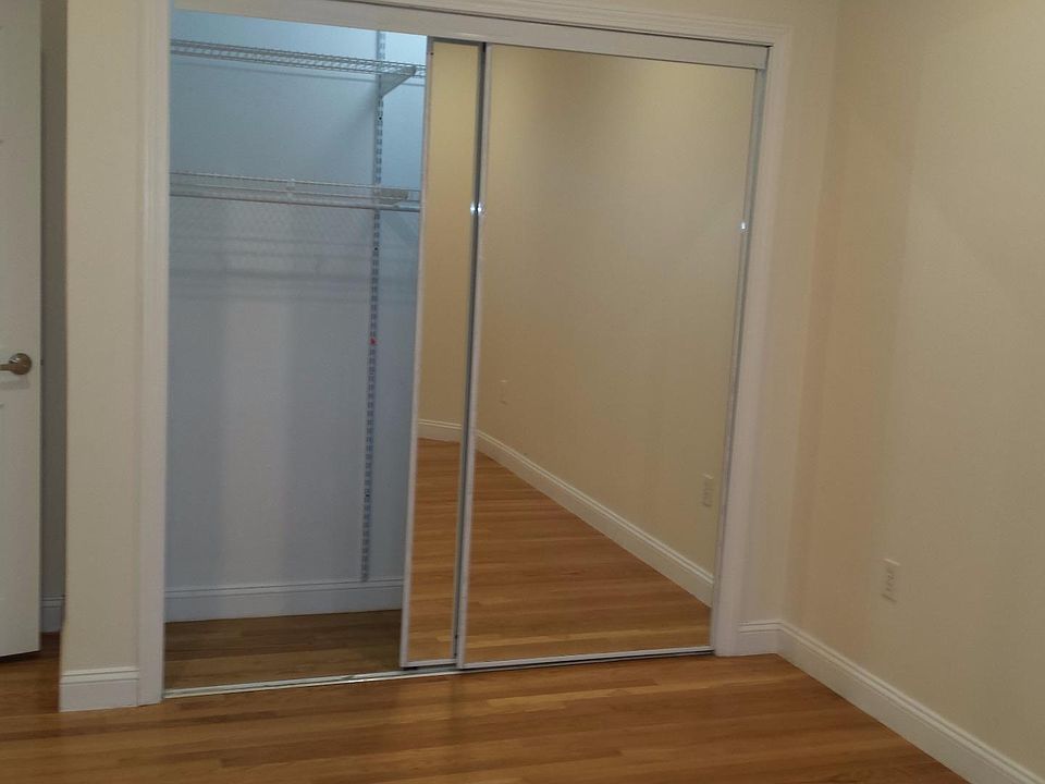 2nd image of 1801 Beacon St APT 03