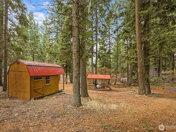 2nd image of 1211 Pine Loch Sun Drive