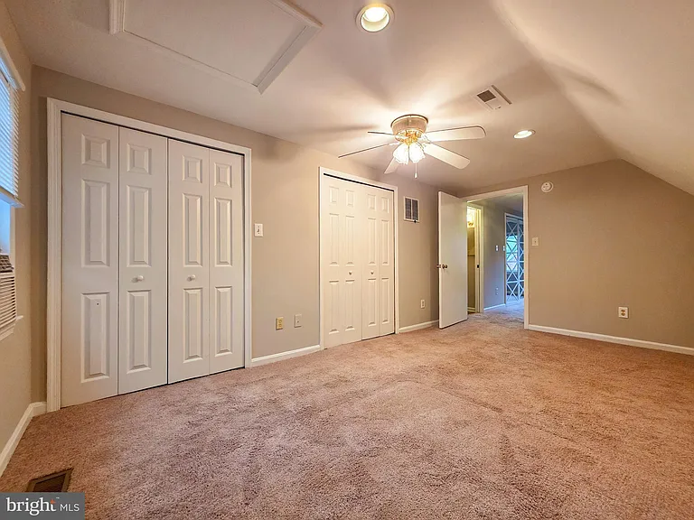 2419 Fairhaven Ave — Photo 22