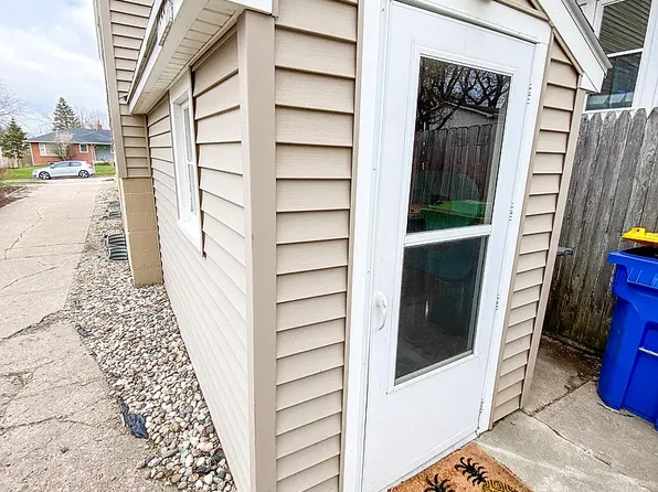 1358 5th St #A, Brookings, SD 57006