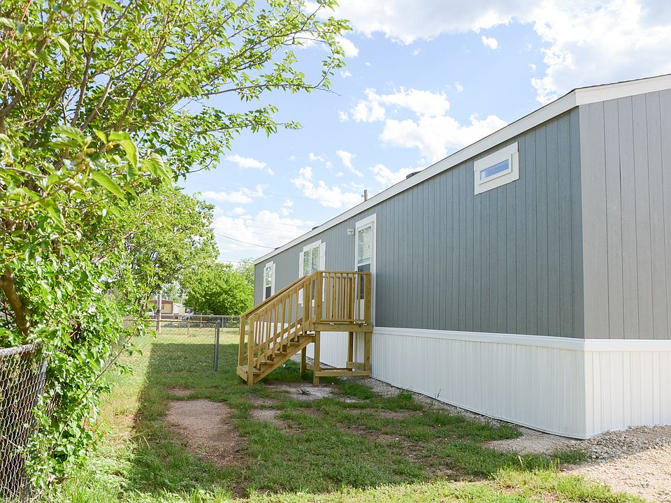 1st image of 225 Trailway Dr