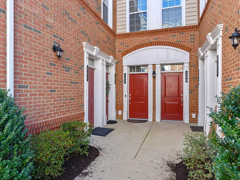 23266 Southdown Manor Ter #101 — Photo 6