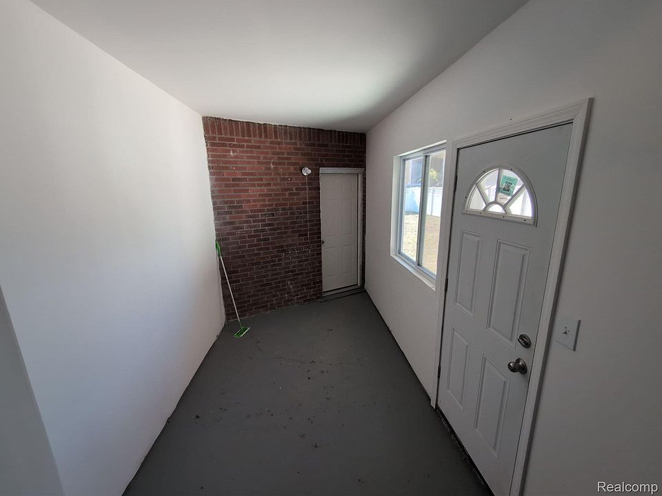 1901 Edison St, photo 20