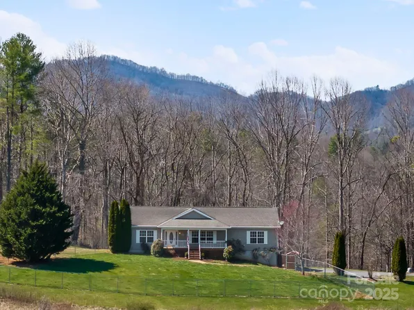 918 Teague Rd, Marshall, NC 28753