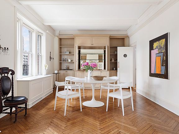 4th image of 156 E 79th St APT 10C