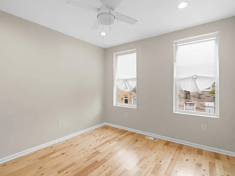 2510 E Fayette St — Photo 6
