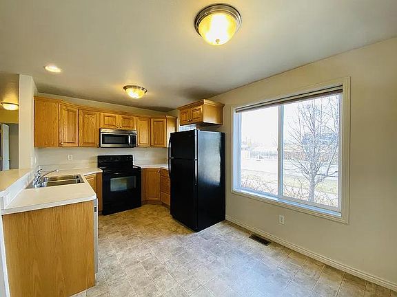 4th image of 3424 W Babcock St APT 1