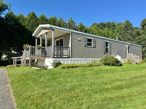50 Robinhood Circle, Bucksport, ME 04416