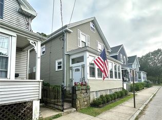 91 Van Zandt Ave, Newport, RI 02840