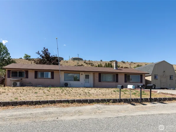709 Sunrise Drive, Omak, WA 98841