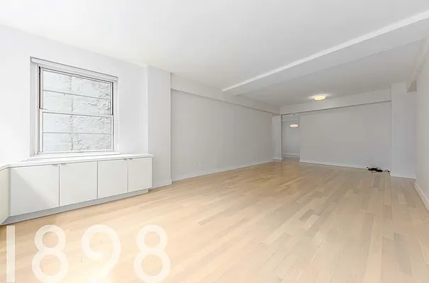 Rented by A&E Real Estate Management | media 12