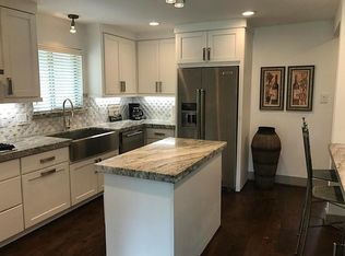 5523 Queensloch Dr, Houston, TX 77096