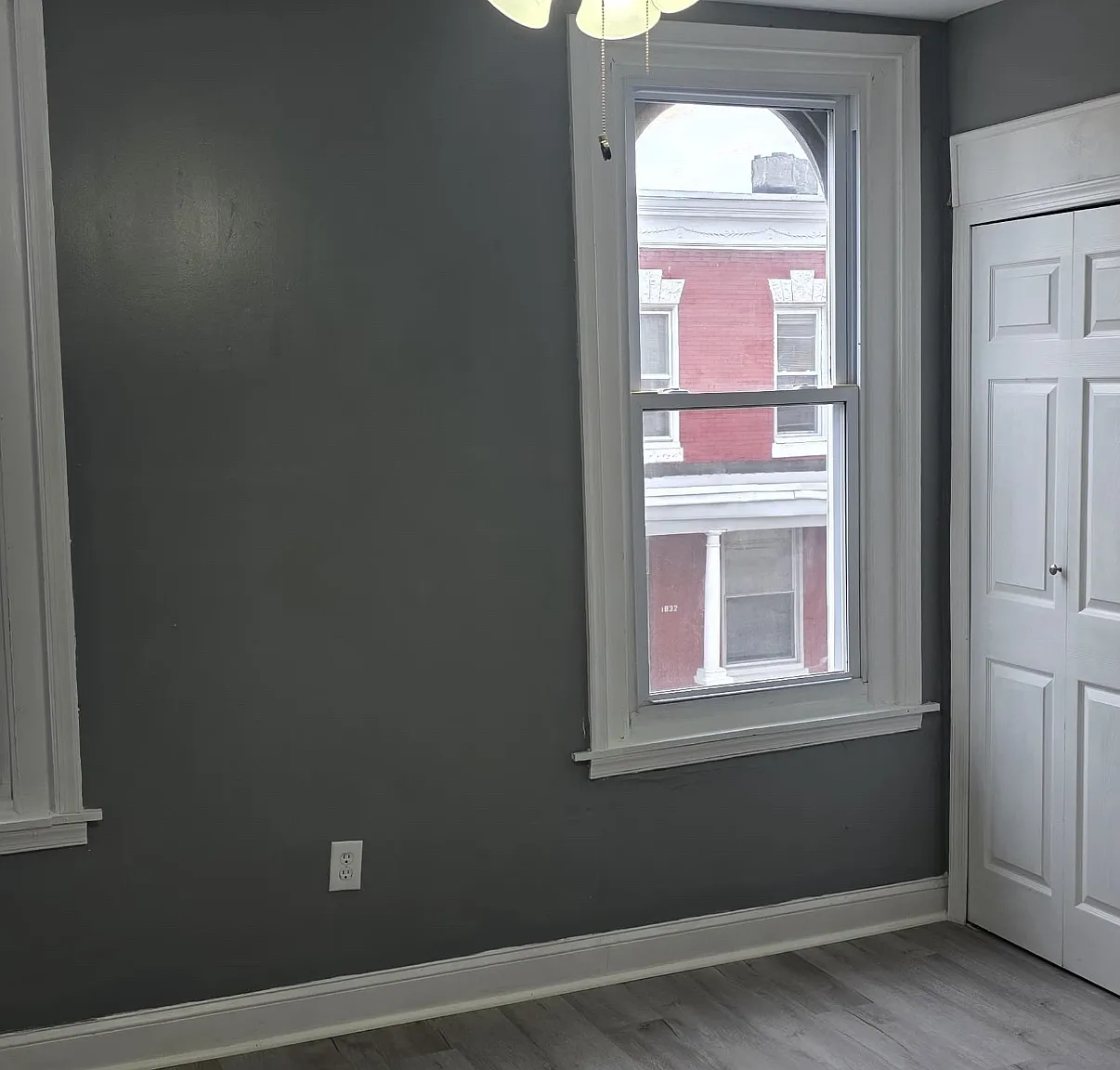 3 bed, 1092 sqft, $1,650 — Photo 2