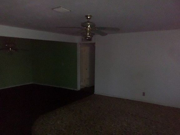 2nd image of 712 Pennsylvania Ave