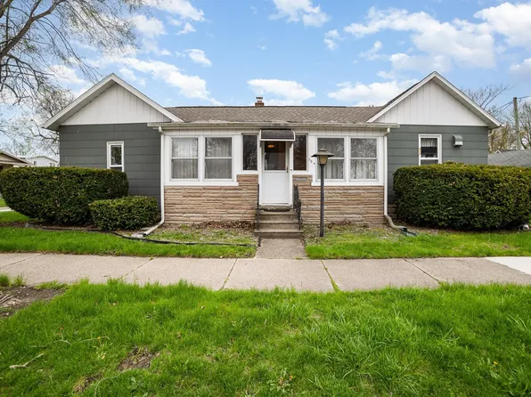 704 24th St, Bay City, MI 48708