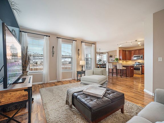 3rd image of 2857 Troon Dr