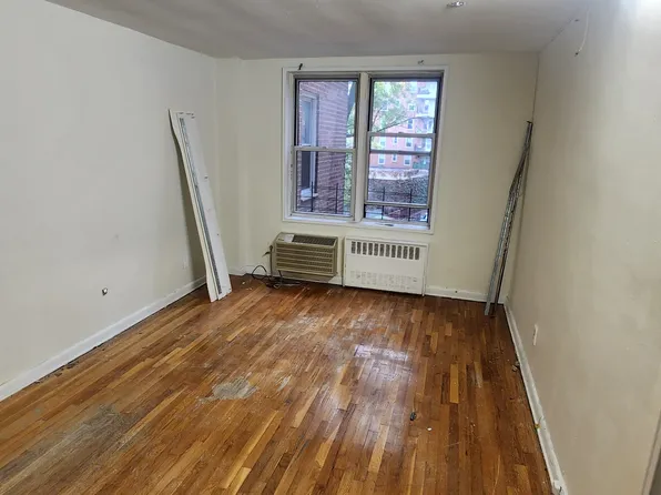 150-15 79th Avenue image 6 of 8