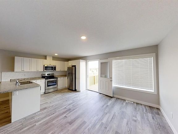 2nd image of 9524 B 113th Ave #1