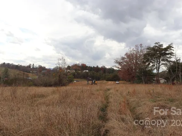 585 Morlin Acres Dr #7, Marshall, NC 28753