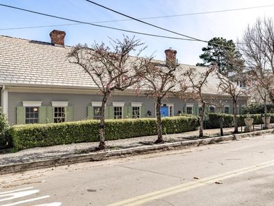 811 Alameda Ave, Monterey, CA, 93940