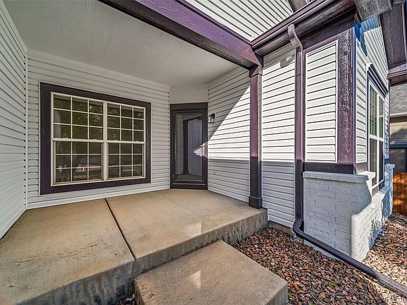 5th image of 21097 Hawthorne Lane