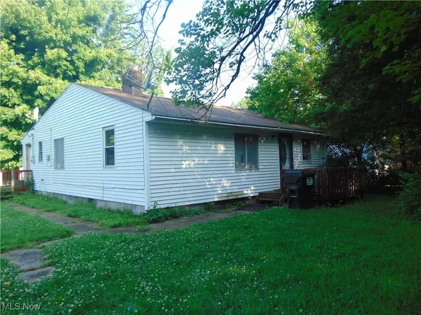 887 Beech Ave, Painesville, OH 44077