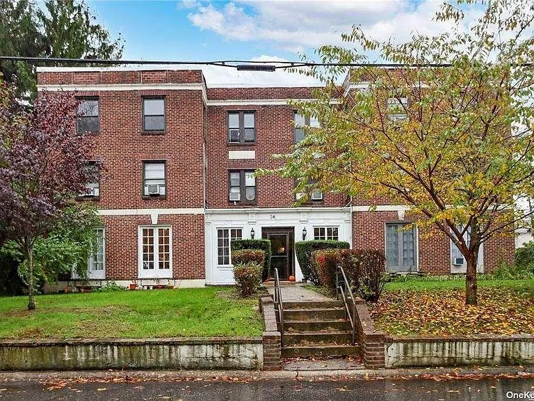 14 Beach Rd #3A — Photo 1
