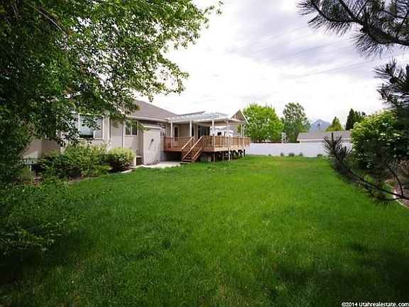 3rd image of 1507 W Brigadoon Dr