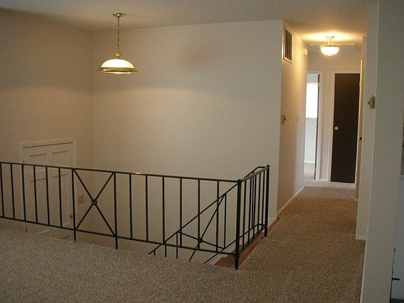 4th image of 6556 Oak Hill Dr