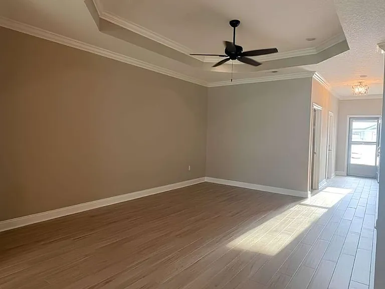 174 Ryan Nicholas Dr — Photo 3