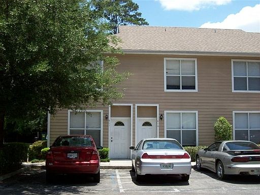 1st image of 4415 SW 34th St APT 611