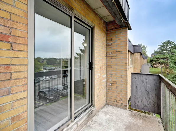 137 Woodside Avenue Apartments