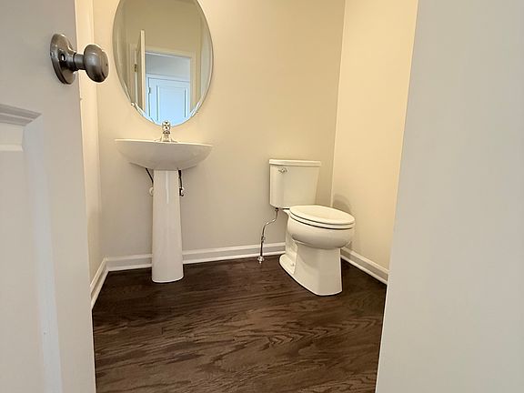 Powder Room, Half Bath - TR 50