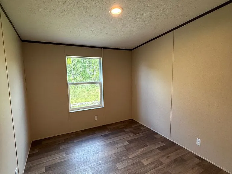4246 La Salle Ave — Photo 13