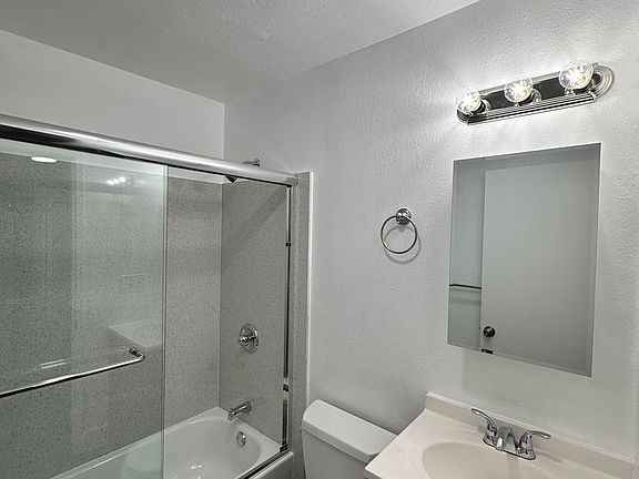 5th image of 5416 Foothill Blvd #5420