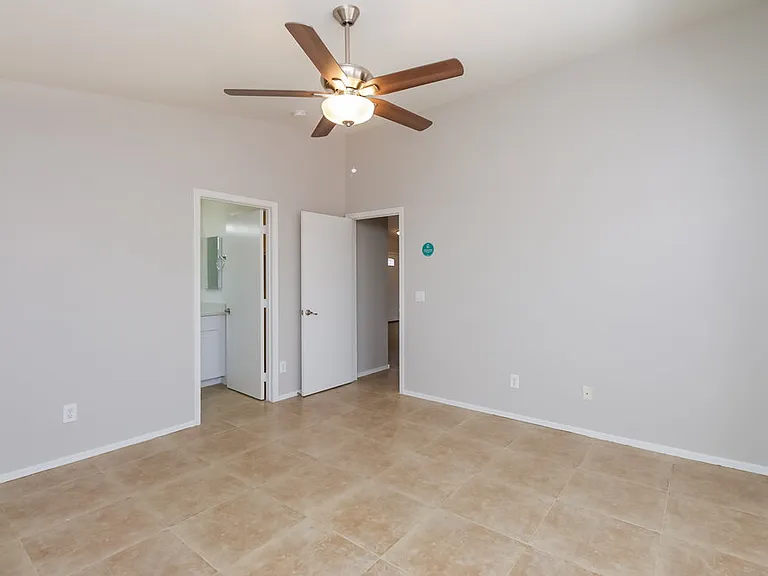 7537 W Georgia Ave — Photo 10