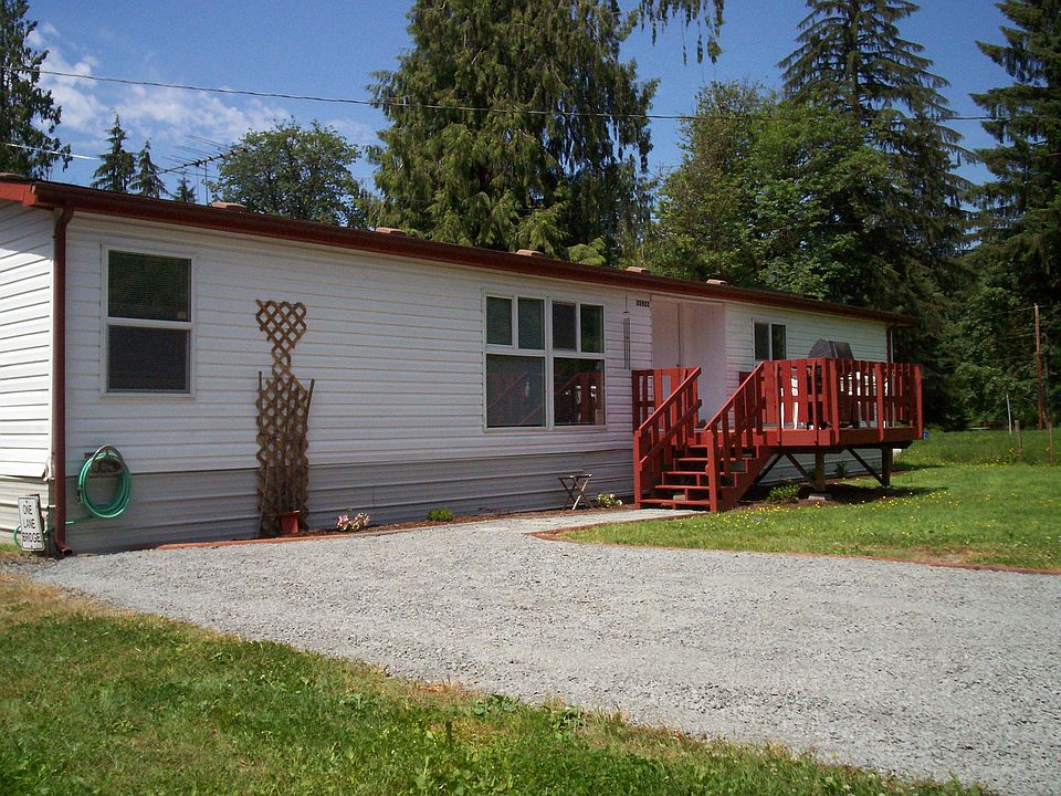 1st image of 22922 N River Dr