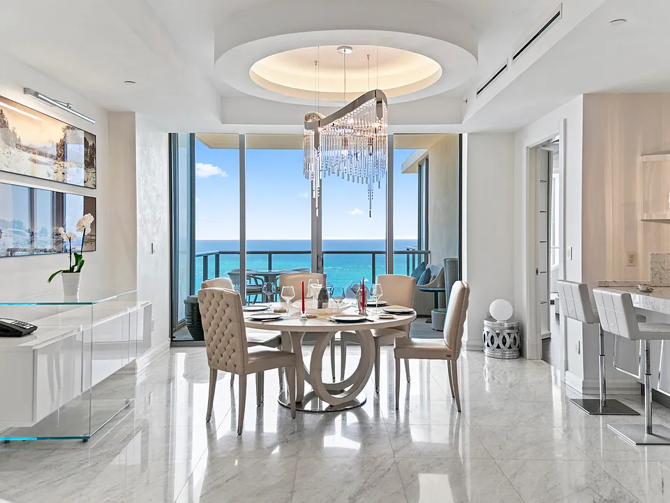 9703 Collins Ave #Penthouse 00