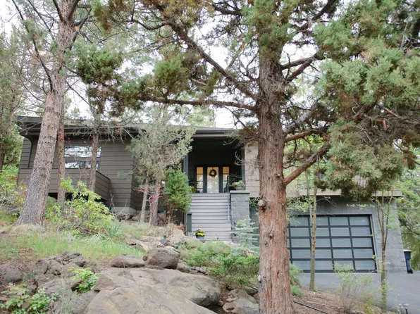 630 NW Silver Buckle Rd, Bend, OR 97703