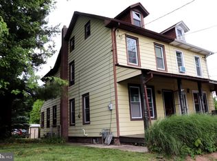 669 Sheerlund Rd, Reading, PA 19607