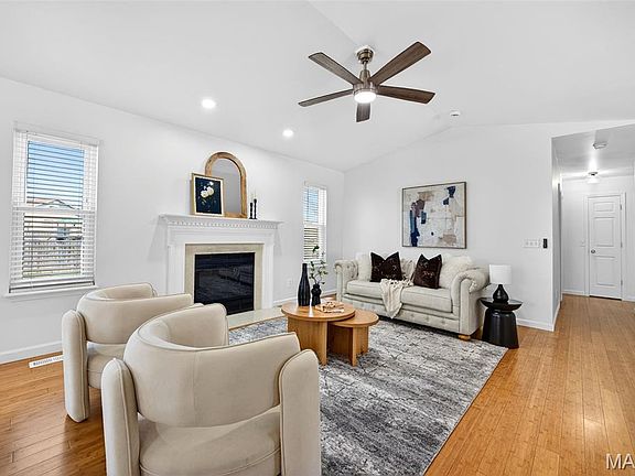 3rd image of 7412 Cinnamon Teal Dr