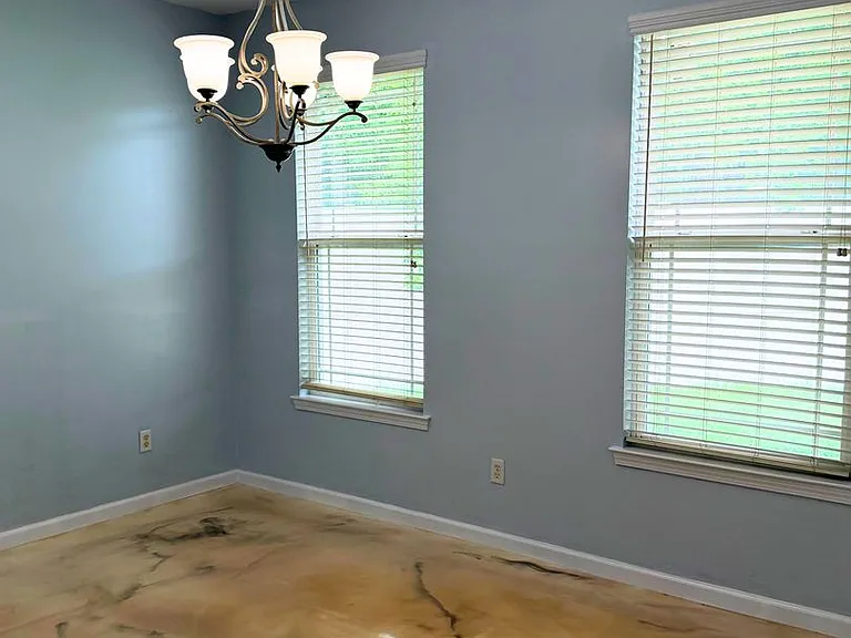 114 Paradise Ct — Photo 10