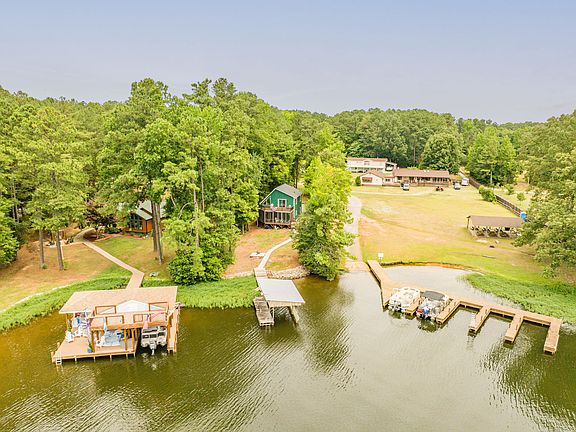 3rd image of 238 Tidewater Dr