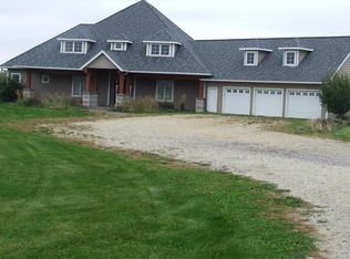 16016 445th St, Zumbrota, MN 55992