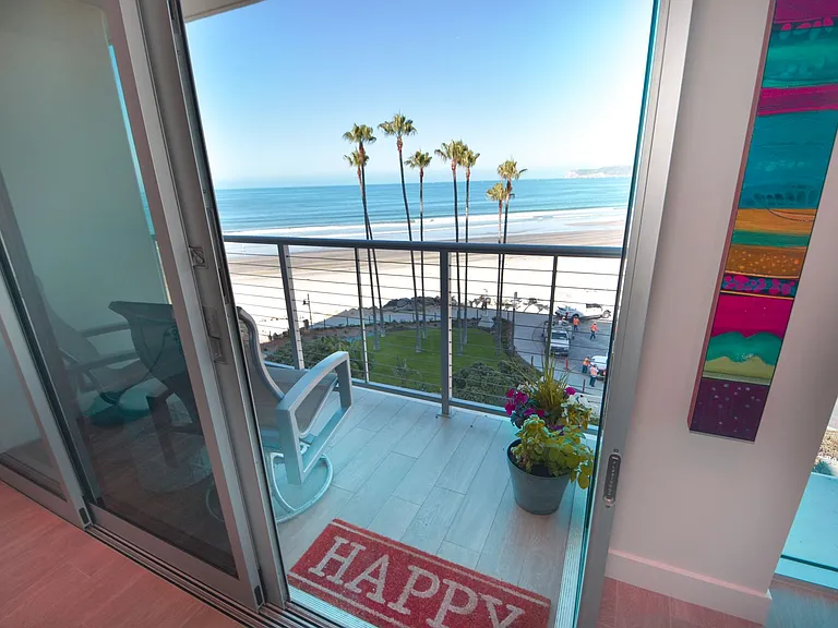 1720 Avenida Del Mundo #402 — Photo 9