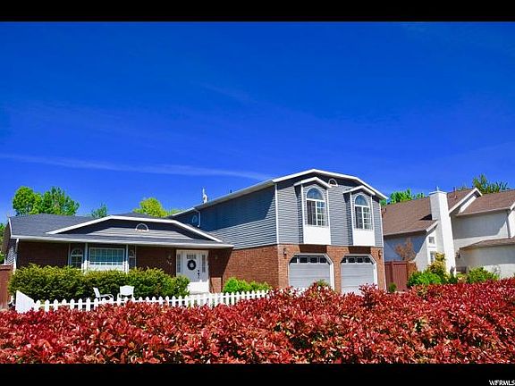 3rd image of 117 N Palisades Dr
