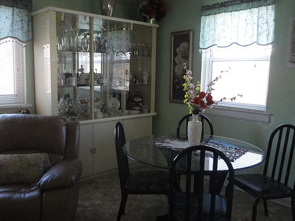 5th image of 26321 73rd Ave