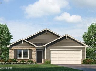 8998 Auburn Woods Rd, Louisville, KY 40214